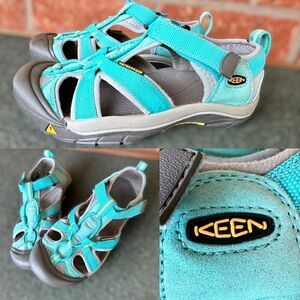 Keen Venice H2 Newport Hook & Loop Waterproof Fisherman Sandal Size 4